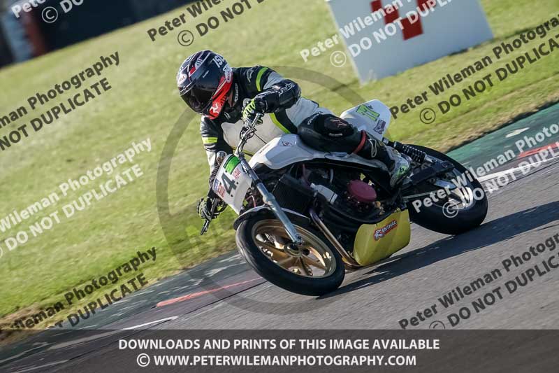 donington no limits trackday;donington park photographs;donington trackday photographs;no limits trackdays;peter wileman photography;trackday digital images;trackday photos